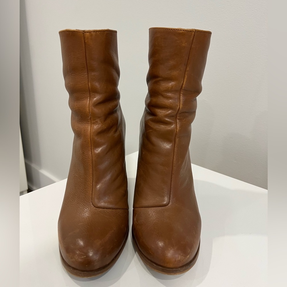 L’Intervalle brown/tan booties